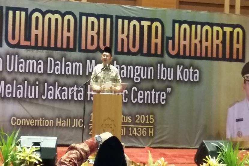 Gubernur DKI Jakarta Basuki Tjahaja Purnama membuka Halaqah Ulama Ibukota Jakarta di Convention Hall Jakarta Islamic Centre (JIC) Jakarta Utara, Rabu (12/8).