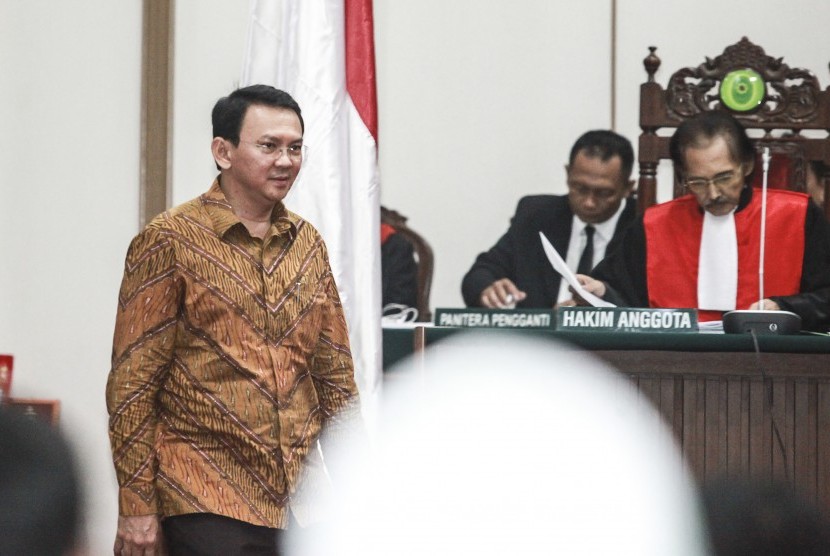 Basuki Tjahaja Purnama alias Ahok dalam sidang lanjutan kasus dugaan penistaan agama.