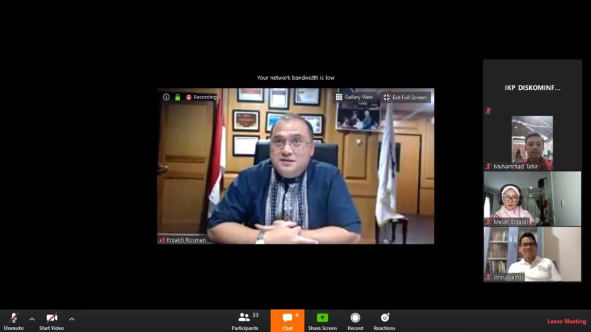 Gubernur Erzaldi Rosman saat memberikan arahan kepada pelaku UMKM di Babel melalui video conference dengan tema 