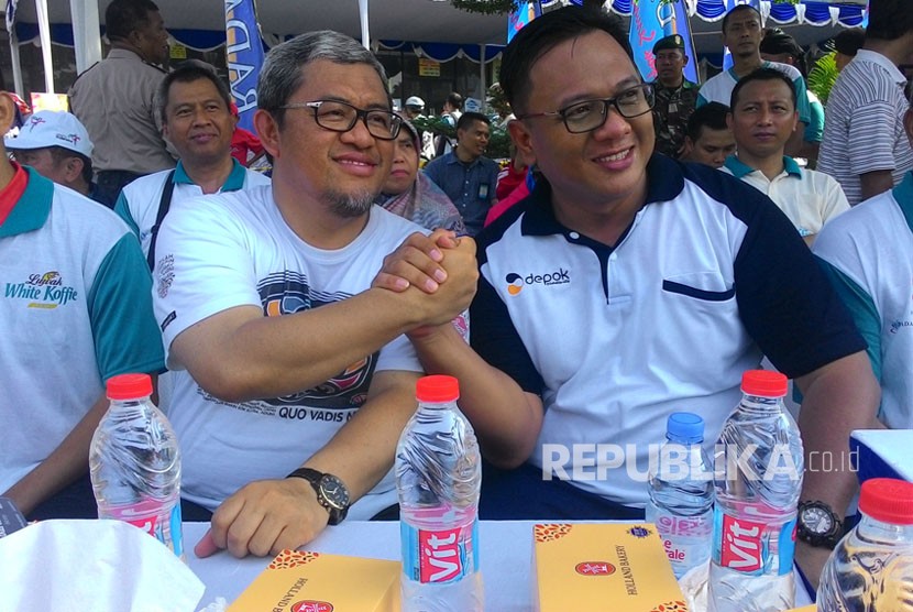 Gubernur Jabar Ahmad Heryawan (Aher) dan Wakil Wali Kota Depok, Pradi Supriatna 