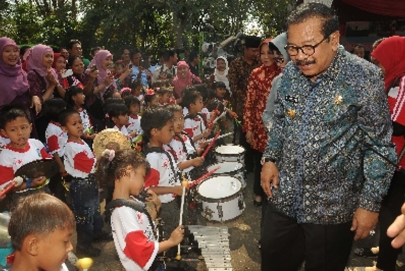 Gubernur Jatim Soekarwo.