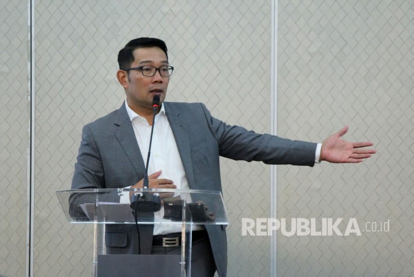 Gubernur Ridwan Kamil mengajak perusahaan untuk bergabung di Forum CSR Jabar.