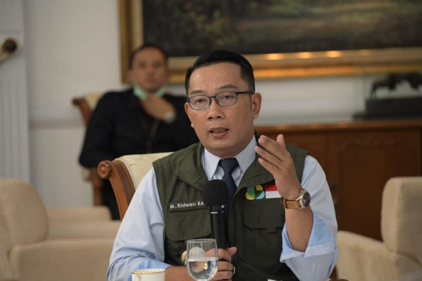 Gubernur Jawa Barat Ridwan Kamil ketika memberikan penjelasan terkait tes masif  Covid-19. 
