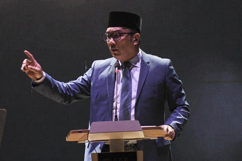 Gubernur Jawa Barat Ridwan Kamil menyampaikan sambutan pada acara 