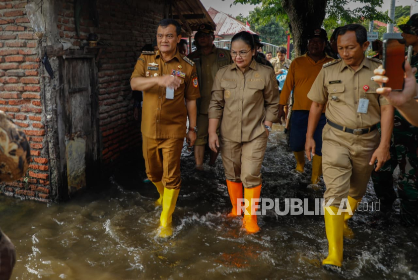 Atasi Banjir Semarang, Gubernur Jateng Upayakan Modifikasi Cuaca