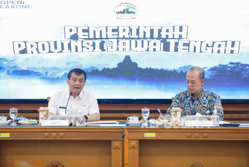 Pimpin Rapat Penanganan Banjir, Ahmad Luthfi Minta Percepat Pengerukan Kolam Retensi Terboyo