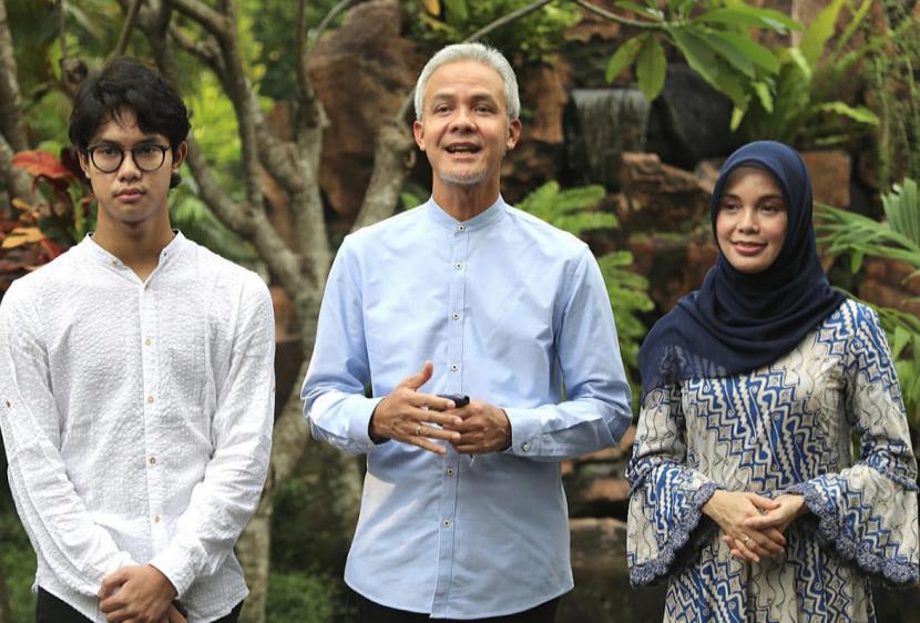 Gubernur Jawa Tengah, Ganjar Pranowo bersama keluarga