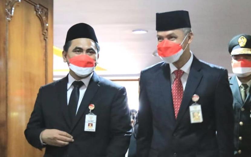 Gubernur Jawa Tengah, Ganjar Pranowo, dan Wakil Gubernur Jawa Tengah, Taj Yasin Maimoen. 
