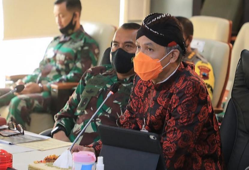 Gubernur Jawa Tengah Ganjar Pranowo 