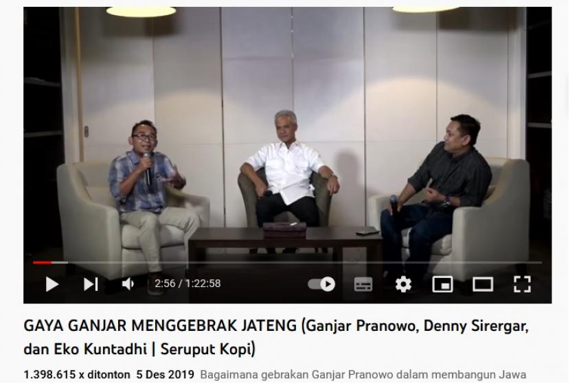 Gubernur Jawa Tengah, Ganjar Pranowo saat menjadi bintang tamu di acara Cokro TV  dengan host Eko Kuntadhi dan Denny Siregar.