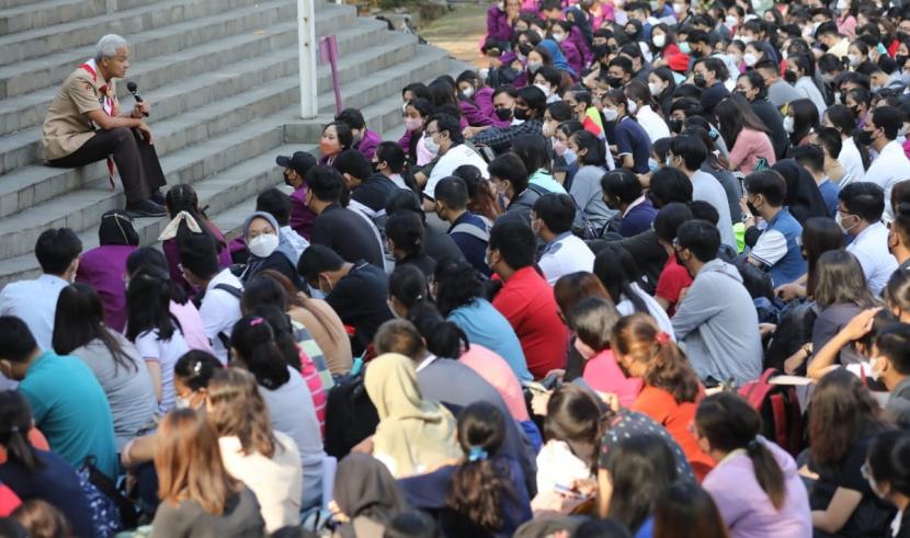 Gubernur Jawa Tengah, Ganjar Pranowo, saat menjadi pembicara dalam acara Pembekalan Terpadu Mahasiswa Baru 2022 ‘Joyfull Learning’, di Lapangan Albertus, Kampus Unika Soegijapranata, Semarang, Rabu (31/8/2022).