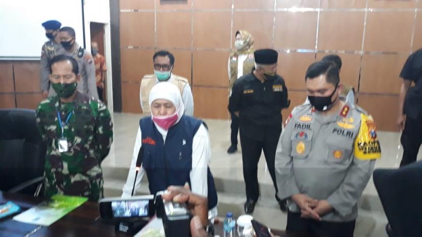 Gubernur Jawa Timur (Jatim) Khofifah Indar Parawansa di Gedung Bakorwil III Jatim, Kota Malang, Rabu (13/5). 