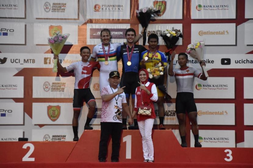 Gubernur Kalimantan Tengah (Kalteng) H. Sugianto Sabran mengatakan suatu kebanggaan bagi Indonesia terpilih sebagai tuan rumah penyelenggaraan UCI MTB Eliminator World Cup Seri ke-8.