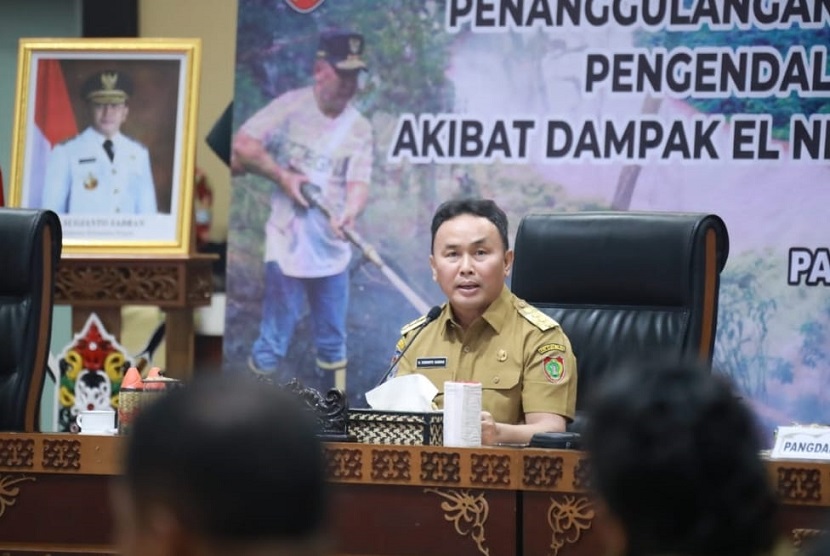 Gubernur Kalimantan Tengah, Sugianto Sabran memimpin rapat Rapat Koordinasi Penanggulangan Karhutla, Pengendalian Inflasi dan Ketahanan Pangan akibat Dampak El Nino di wilayah Prov Kalteng.