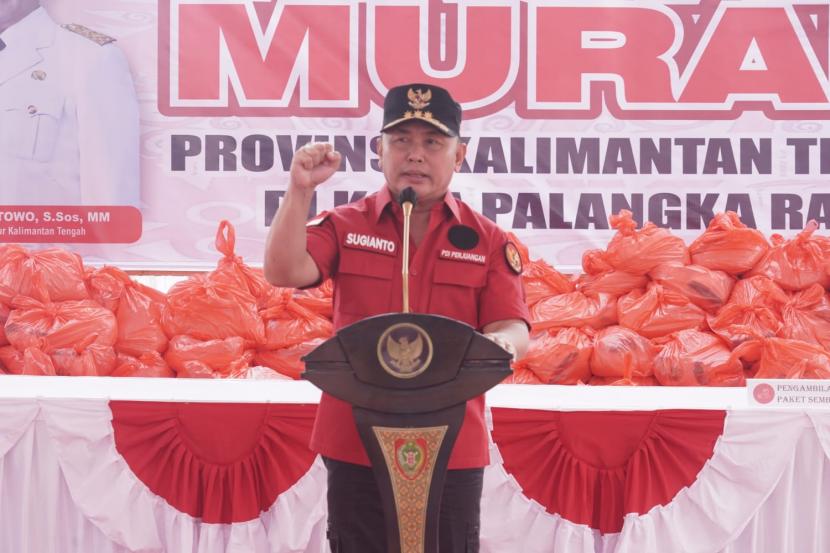 Gubernur Kalteng Sugianto Sabran membuka kegiatan pasar murah dan pasar penyeimbang.