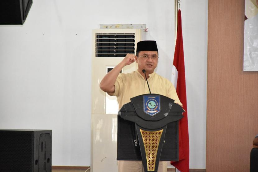 Gubernur Kepulauan Bangka Belitung (Babel), Erzaldi Rosman melaksanakan kegiatan silaturahim dengan para ulama dari pondok pesantren.