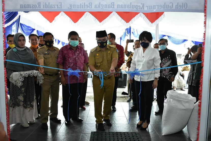  Gubernur Kepulauan Bangka Belitung (Babel) menghadiri peluncuran Pasar Fisik Lada dan Pelepasan Ekspor Lada Muntok White Papper ke Jepang yang dilaksanakan di Kantor Pemasaran Bersama (KPB) Lada Provinsi Kepulauan Bangka Belitung, Sabtu (15/8).