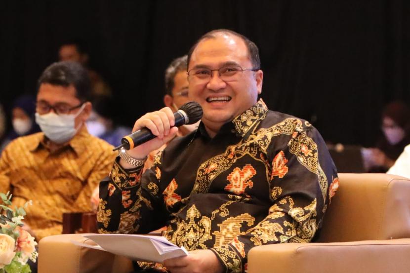  Gubernur Kepulauan Bangka Belitung, Erzaldi Rosman berbicara mengenai pertumbuhan ekonomi Babel.