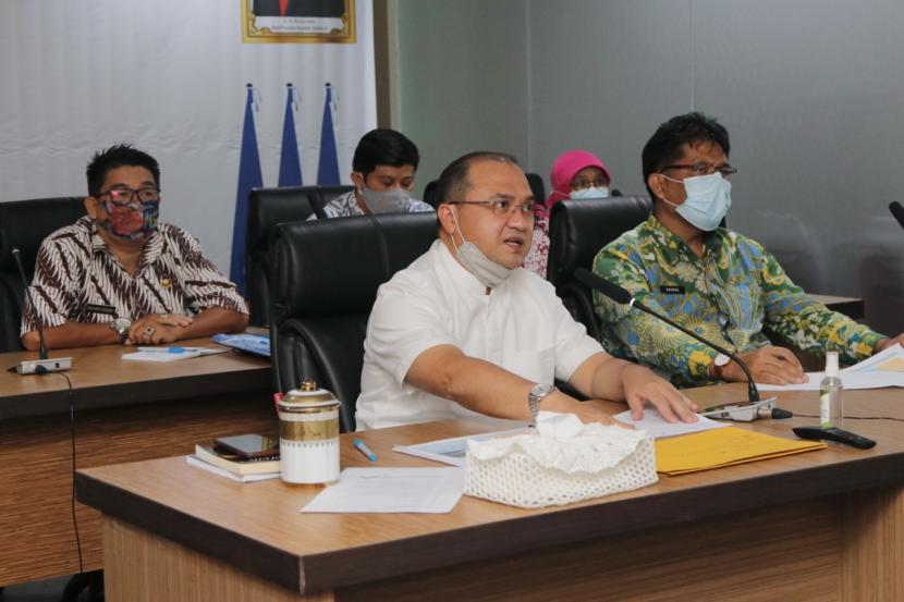  Gubernur Kepulauan Bangka Belitung, Erzaldi Rosman saat menjadi keynote speaker pada kegiatan diskusi nasional yang diselenggarakan oleh Kementerian Lingkungan Hidup dan Kehutanan (LHK) RI dengan tema 
