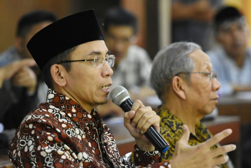 Gubernur NTB TGB Zainul Majdi menjadi narasumber dalam acara diskusi Forum belajar bersama bertemakan 