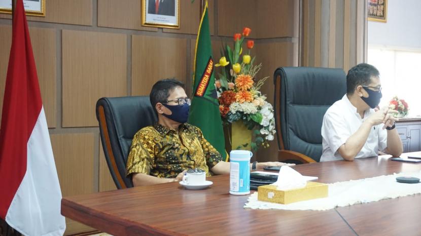Gubernur Sumatra Barat Irwan Prayitno