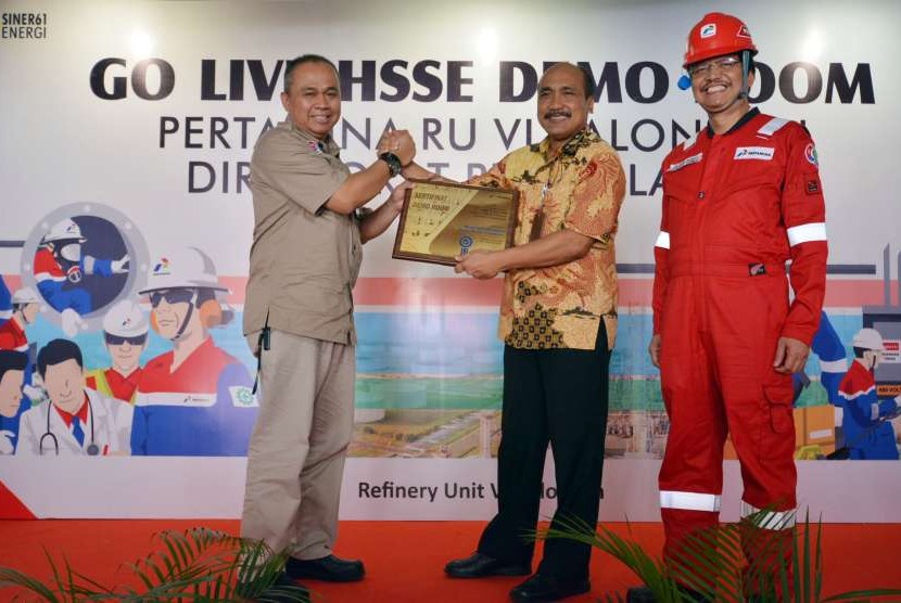 Guna meningkatkan aspek Health Safety, Security, & Environment (HSSE), PT Pertamina (Persero) RU VI Balongan melaksanakan Go Live HSSE Demo Room. 