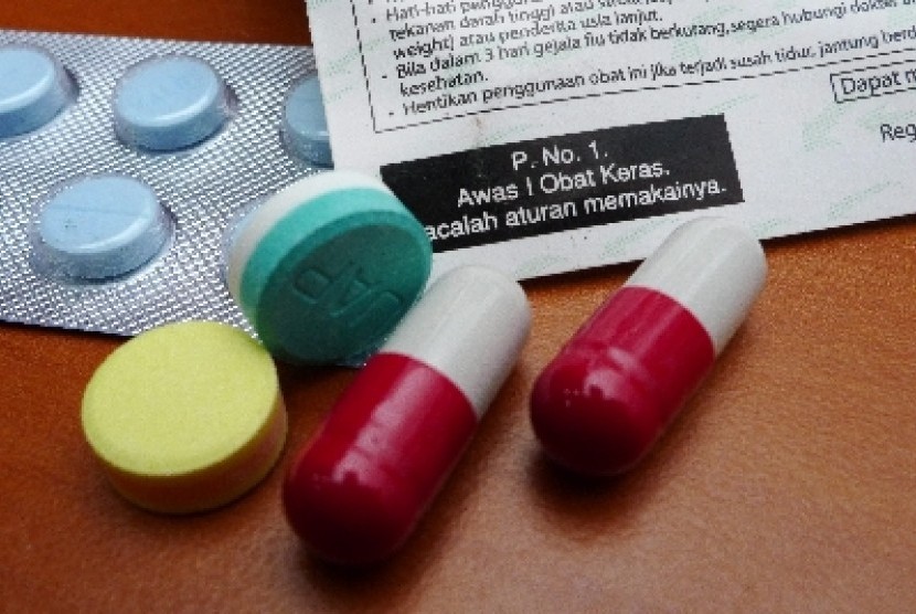 Ilustrasi obat. Dokter konsultan penyakit tropik dan infeksi Rumah Sakit Universitas Indonesi (RSUI) dr. Adityo Susilo mengajak masyarakat untuk menggunakan penggunaan antibiotik dengan bijak. 