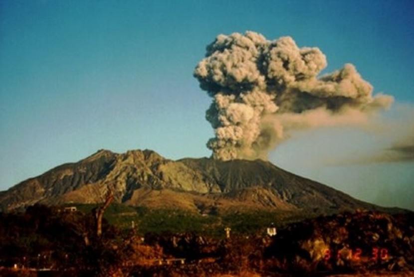 Letusan gunung berapi  (ilustrasi)