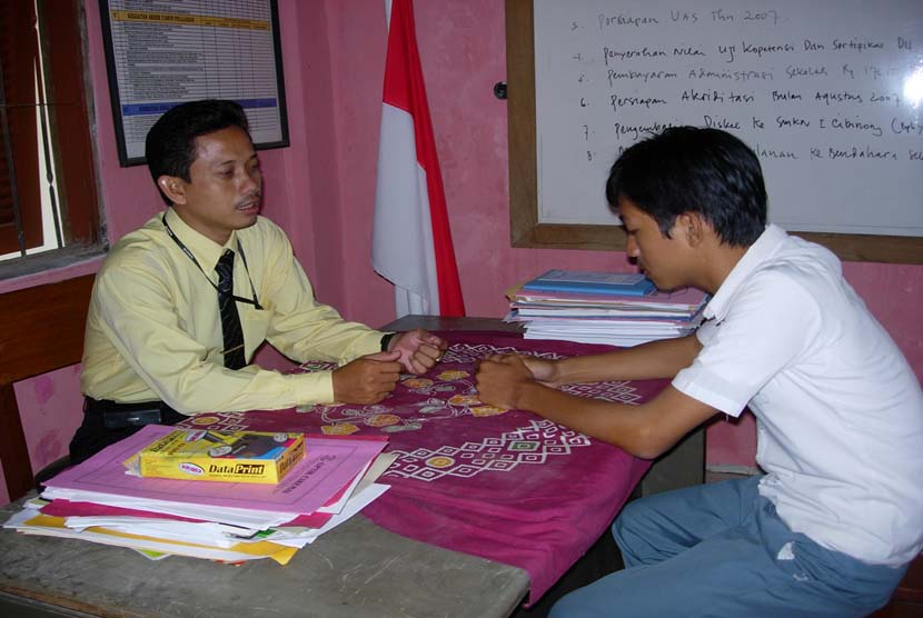Guru BP Dan siswa SMA  (ilustrasi).