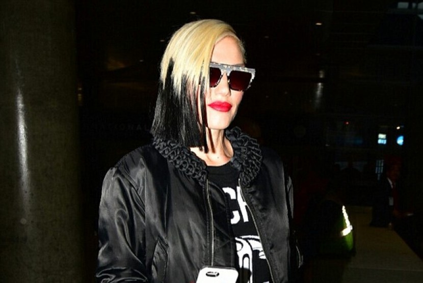 Gwen Stefani dan rambut barunya. 