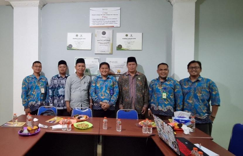 H  Sopian Riduan  SAg  MPd selaku Pendamping Auditor Syariah Kementerian Agama Provinsi Kalimantan Utara mengunjungi Kantor BMH Perwakilan Kalimantan Utara di Tarakan, Kamis (7/7/2022). 