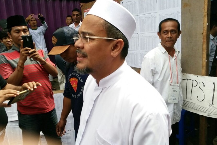 Habib Rizieq mengunakan hak pilih dalam pemilu sebelumnya (ilustrasi). Pencoblosan di Tempat Pemungutan Suara (TPS) 47 yang berada di RT/RW 02/04 Kelurahan Petamburan, Jakarta Pusat