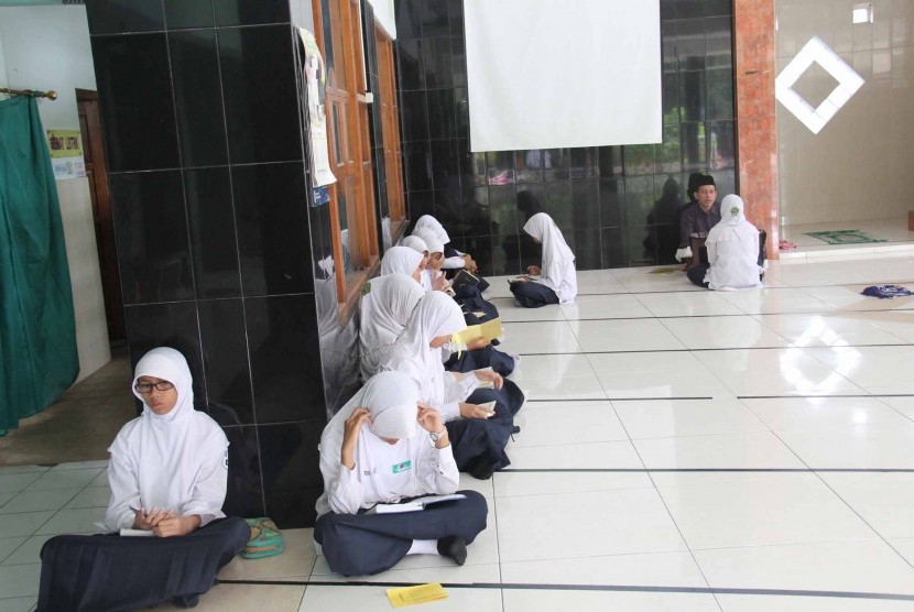 Hafalan Alquran di madrasah tsanawiyah