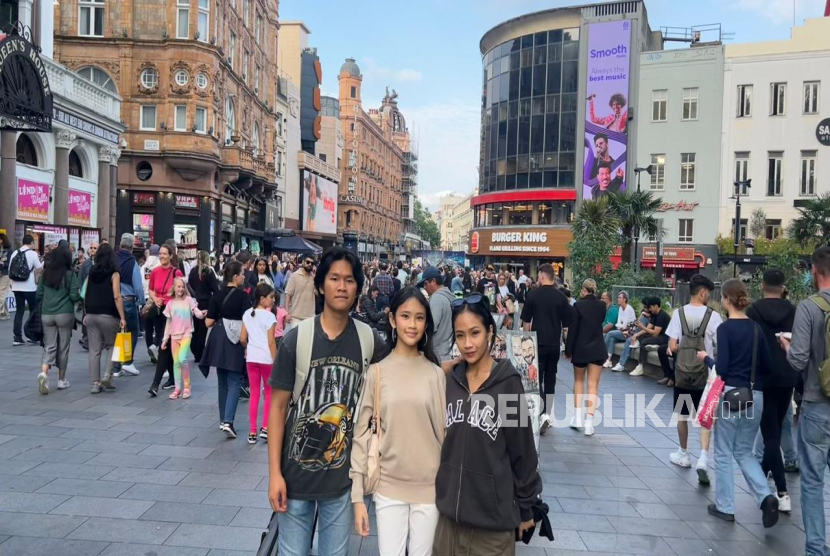 Hafshah Khairana Muhammad, siswi kelas 10 SMA Labschool Jakarta diterima di tiga universitas Ivy League di Amerika Serikat.