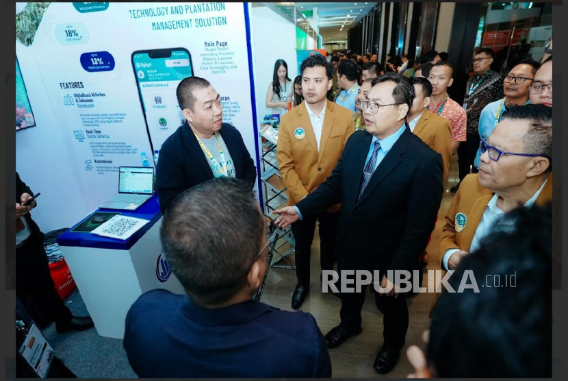Upaya Dorong Produktivitas Kelapa Sawit Lewat Mekanisasi dan Digitalisasi Terus Dilakukan