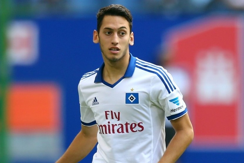 Hakan Calhanoglu