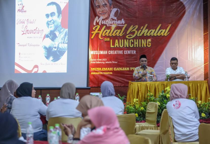Halal bihalal dan tausyiah dengan narasumber Habib Ali di Muslimah Creative Center Jakarta. 