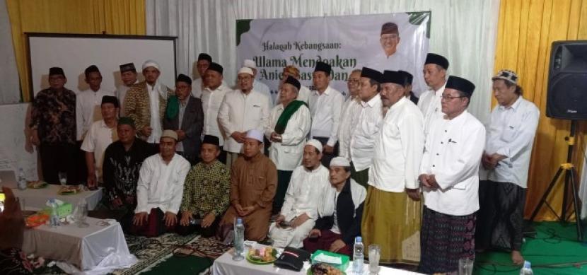 Halaqah Kebangsaan: Ulama Mendoakan Anies Baswedan di Pesantren Ribath Nurul Anwar, Sragen, Sabtu (25/2/2023) untuk melakukan tirakat bagi pancapresan Anies Baswedan.