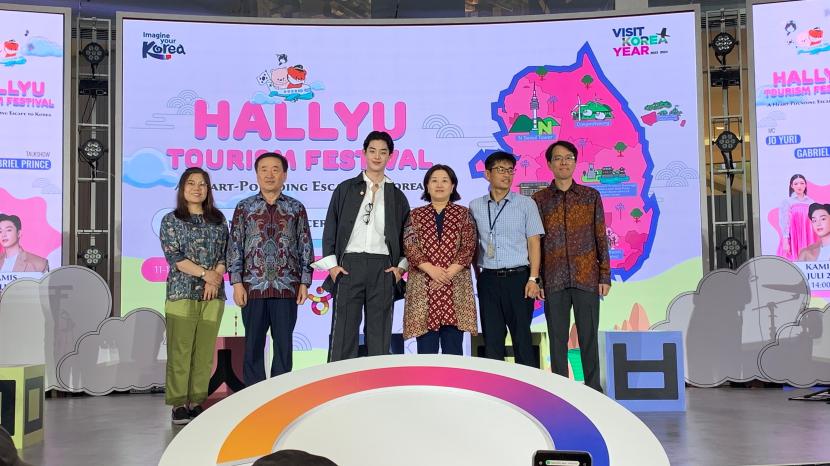 Hallyu Toursim Festival memperkenalkan destinasi wisata Korea hadir di Lotte Mall Kuningan hingga Ahad (14/7/2024) 