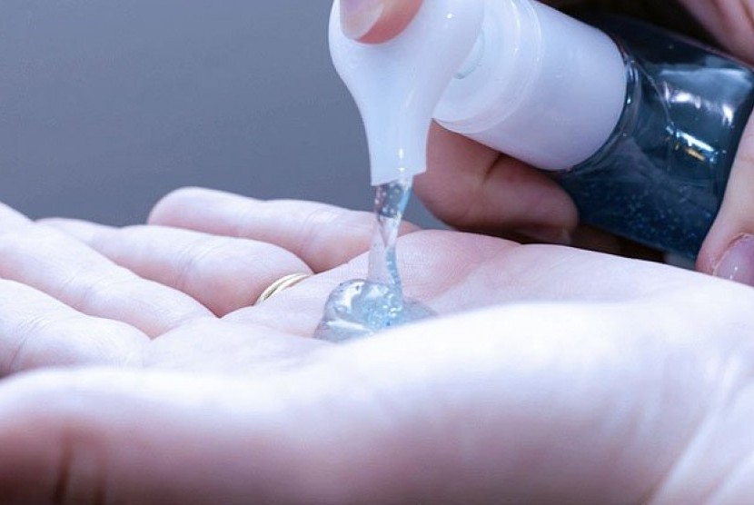 FDA temukan bahan berbahaya penyebab kanker di dalam hand sanitizer.