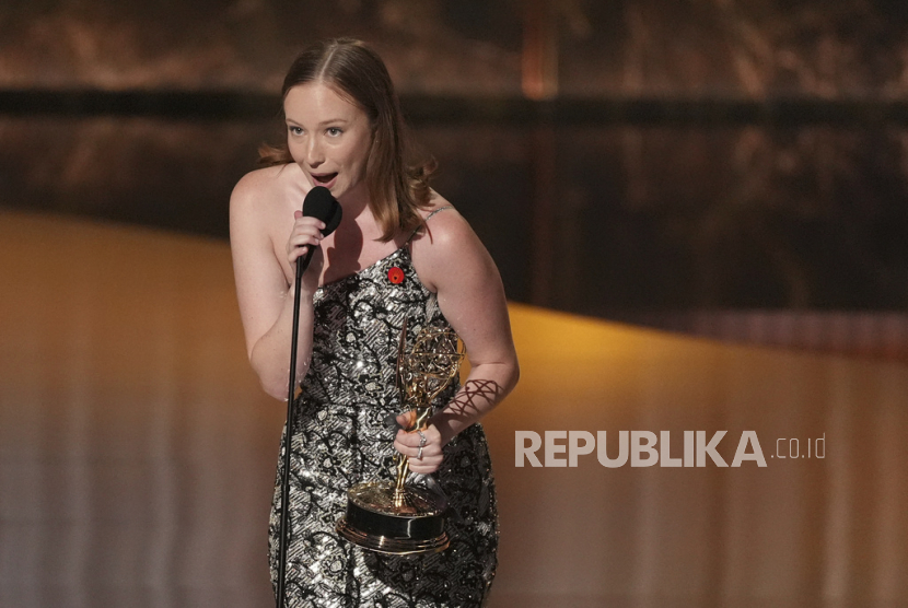 Aktris Yahudi Hannah Einbinder Hentak Panggung Emmy Awards, Serukan Free Palestine