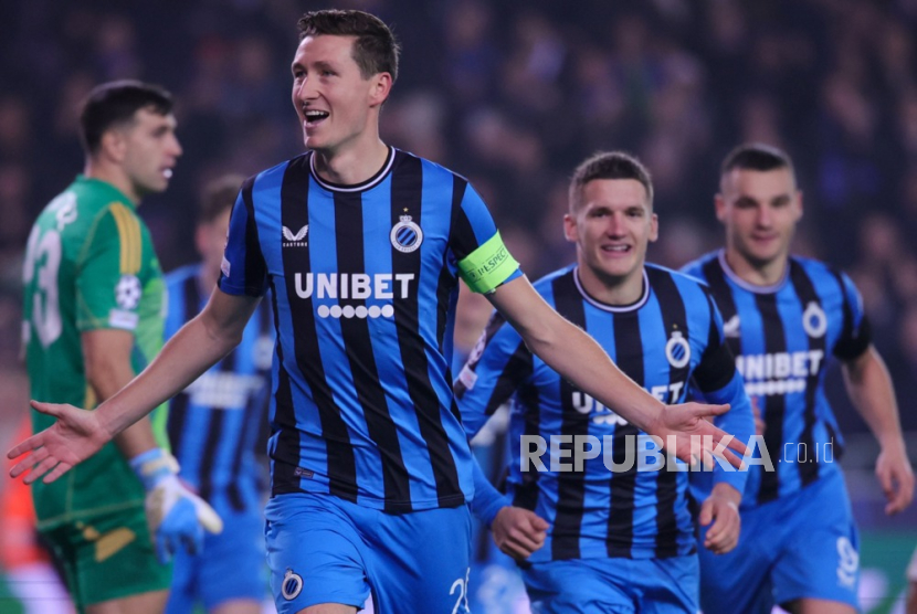 Hans Vanaken dari Club Brugge merayakan golnya ke gawang Aston Villa dalam pertandingan Liga Champions di Stadion Jan Breydel, Bruges, Belgia, Kamis (7/11/2024) dini hari WIB.