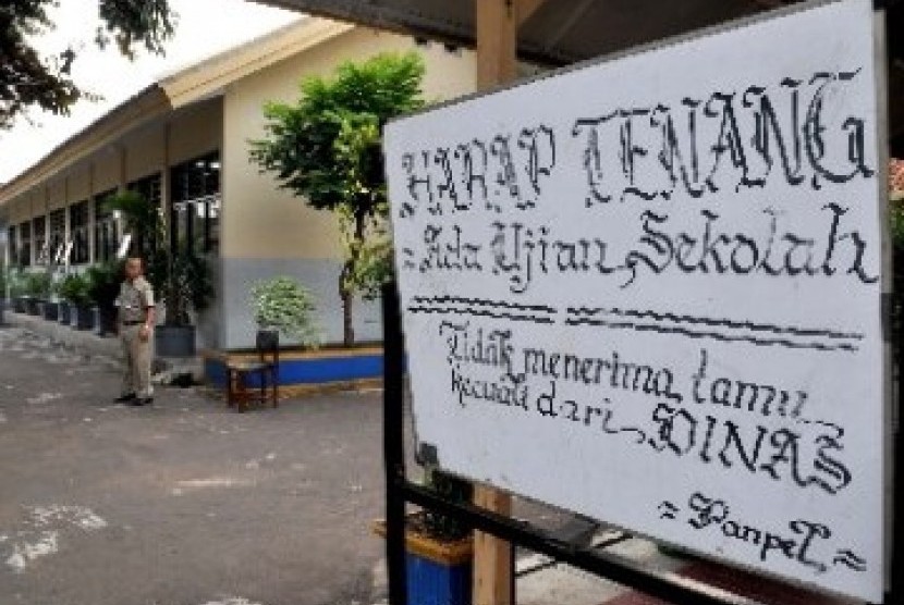 Harap tenang, ada ujian sekolah!