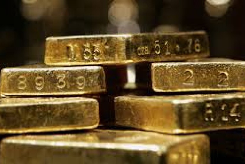 Emas (ilustrasi). Bersama-sama, G7 akan mengumumkan akan melarang impor emas Rusia, 