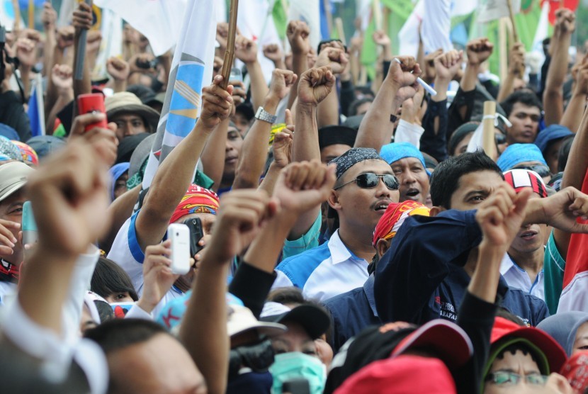 Hari Buruh Sedunia (May Day) di depan Istana Merdeka, Jakarta, tahun lalu. (Republika/Aditya Pradana Putra)