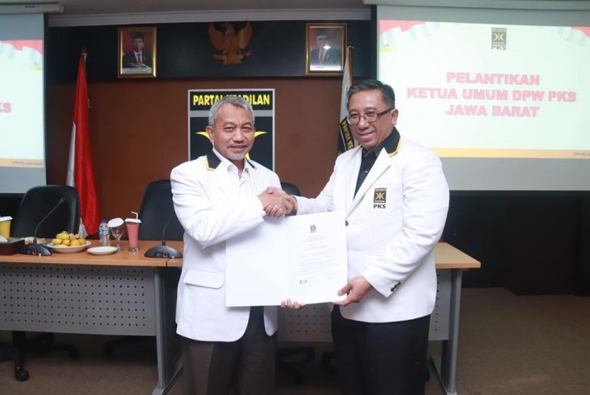 Haru Suandharu dilantik menjadi Ketua Umum DPW PKS Jawa Barat menggantikan Ahmad Syaikhu yang ditugaskan partai menjadi Ketua Dewan Pengurus Pusat PKS Bidang Wilayah Dakwah (Wilda)  Banten Jakarta dan Jawa Barat (Banjabar).