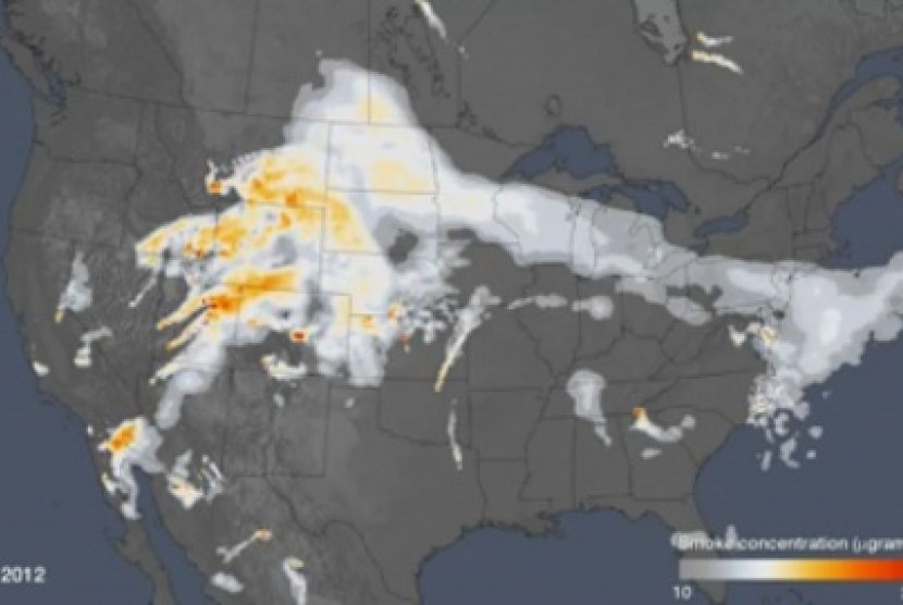 Hasil pencitraan satelit terhadap atmosfer langit AS, memperlihatkan asap kebakaran di kawasan Colorado dan Utah telah mencapai Timur, termasuk New York