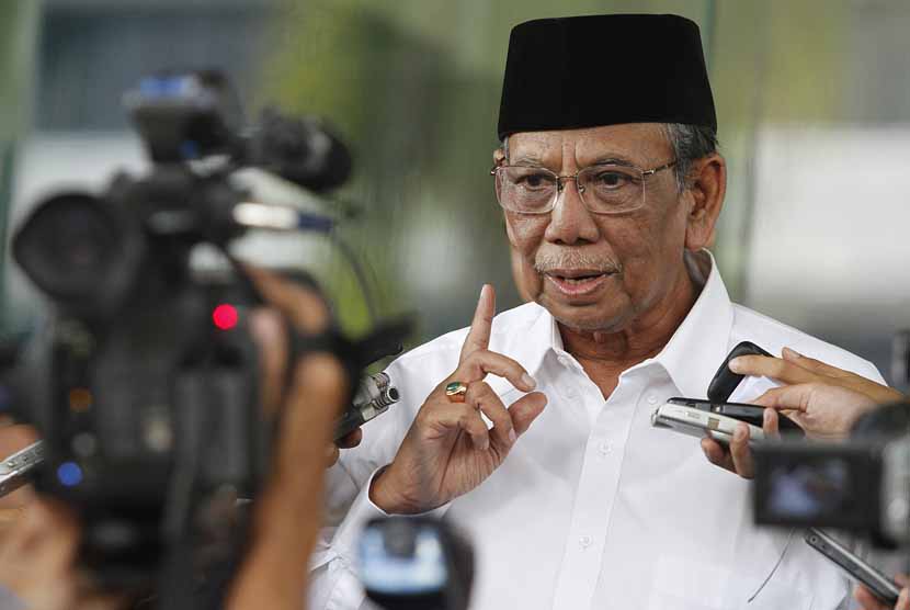 Former chairman of Indonesia's largest Muslim organization Nahdlatul Ulama (NU) Hasyim Muzadi (file photo)