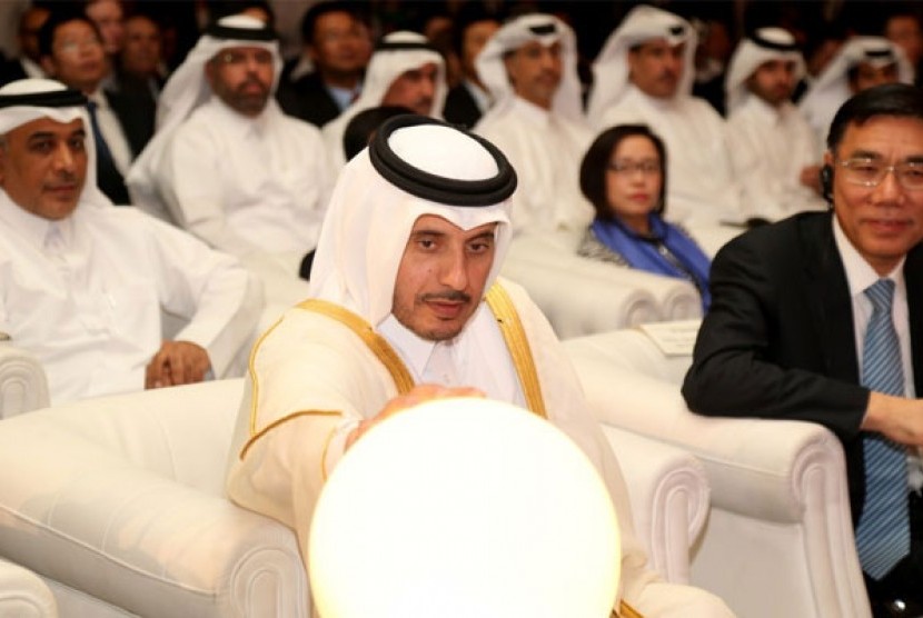 HE Prime Minister Sheikh Abdullah inaugurates the Renminbi Clearance Centre 