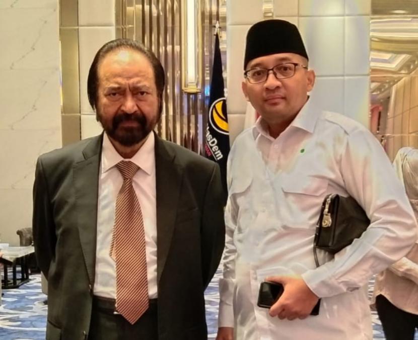 Ketua DPW Garpu Jawa Barat Heikal Safar bersama Ketua Umum DPP Partai Nasdem Surya Paloh.